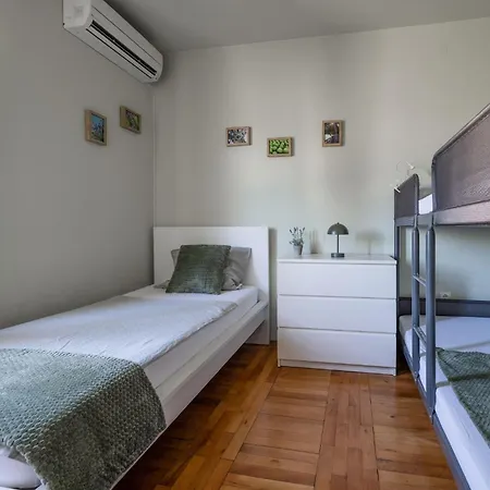 Apartment Gorgeous In With Wifi