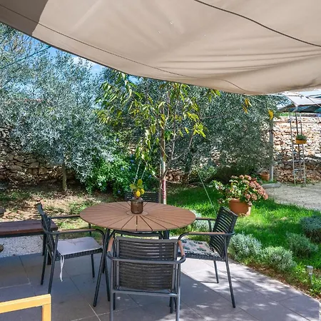 Gorgeous In With Wifi Apartment *